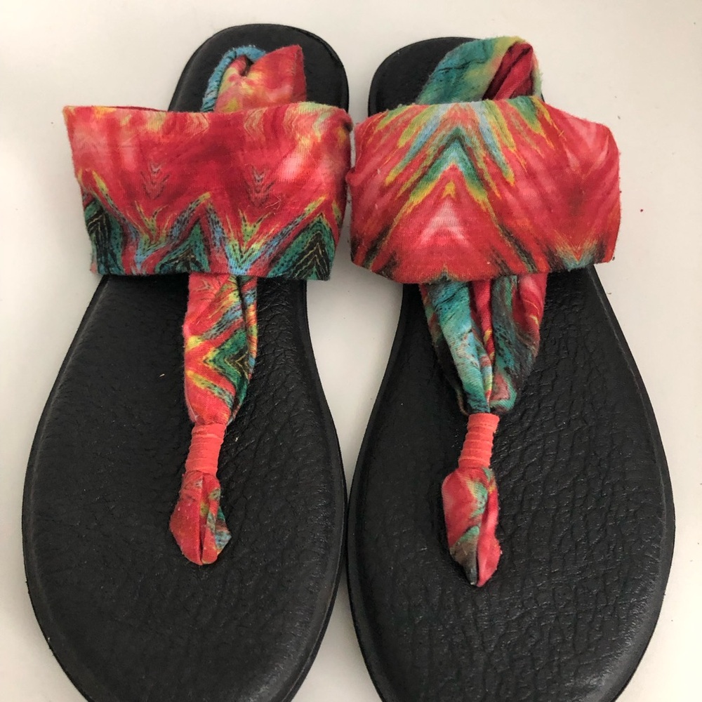 Sanuk Red Printed Slide Yoga Mat Sandals